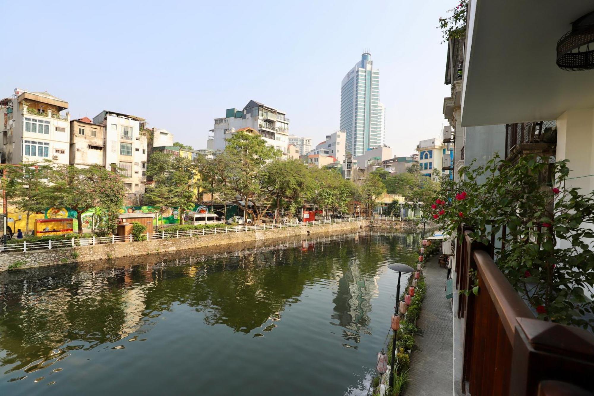 Maison Nha 51a Nguyen Khac Hieu * Hanoi